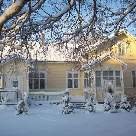 Hotel Brinkin Wanha Pappila Kokkola  Exterior foto