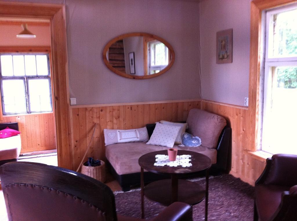 Hotel Brinkin Wanha Pappila Kokkola  Zimmer foto